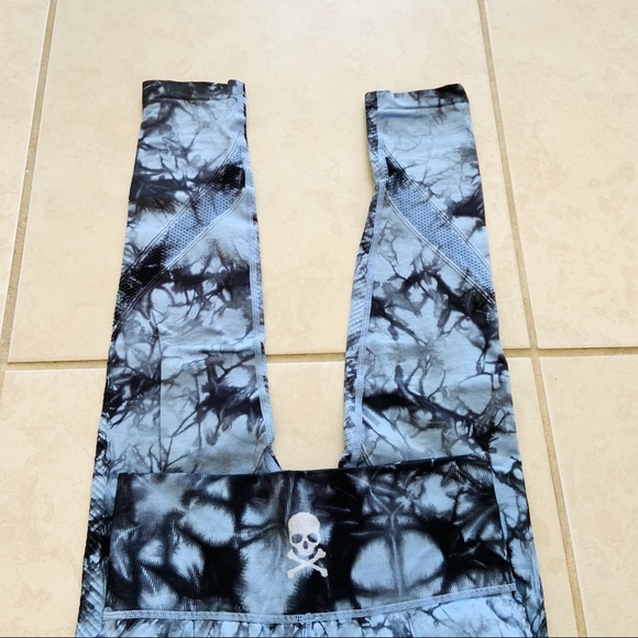 NWOT soulcycle Downtown Tie Dye Seamless Legging - Picture 7 of 8